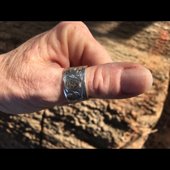 Fanning Jewelers Sterling Silver .925 Western Band - Picture 3 of 8